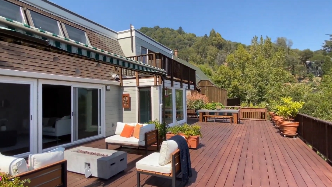 28 Photos vs. 115 Wilson Way, Larkspur, CA Interior Design Luxury Home Tour
