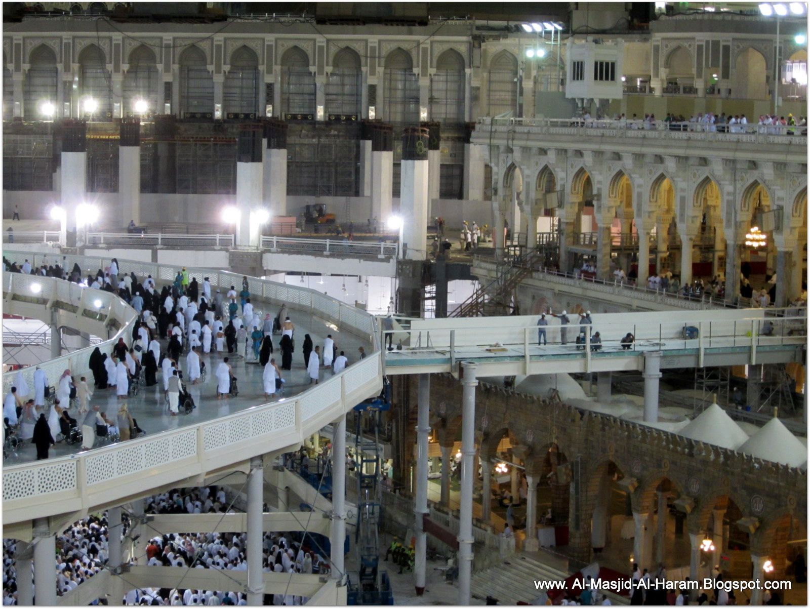 Pictures of Al Masjid Al Haram: Mataf Ramadan 18,1434 (27/07/2013)