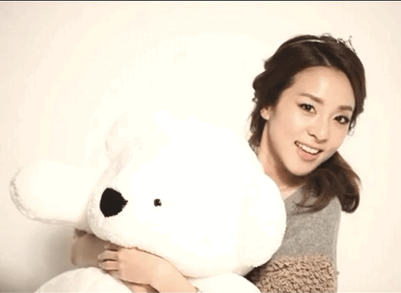 한결같이 겁나예쁜 산다라박 | 인스티즈