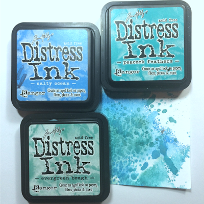 blue_shades_of_Distress_Ink_Dipping_Technique