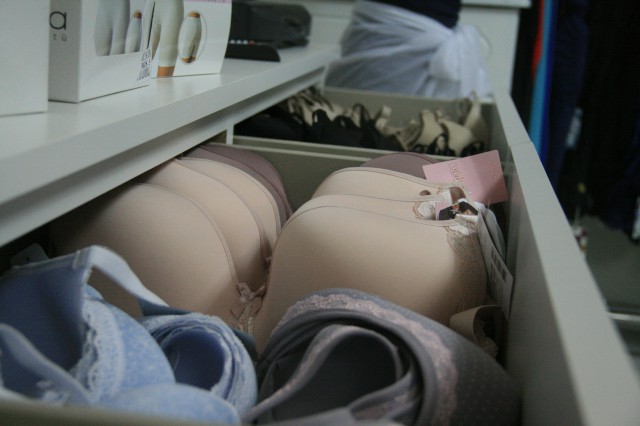 SO lingerie, סו לאנג'רי בוטיק ללבני נשים בקדימה, צילום אורנה לבנה