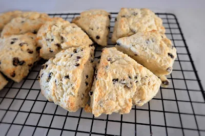 scones bread quick currant baking powder