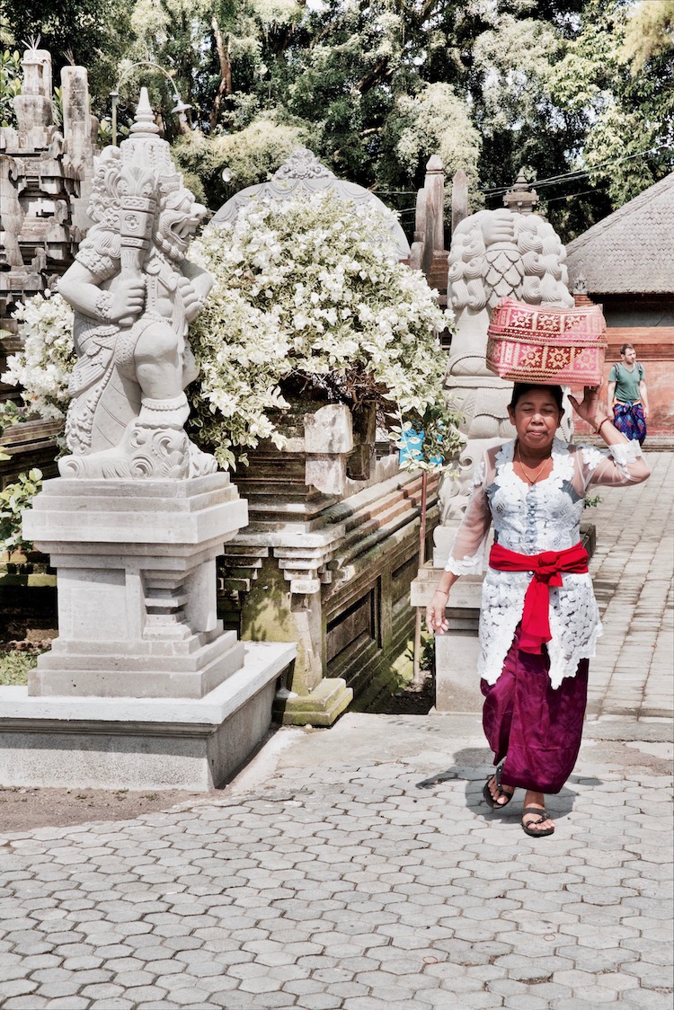 Bali, Bali atrakcje, Bali co zobaczyć, Bali Indonezja, Indonezja świątynie, świątynie Bali, Ubud Bali, Bali Tirta Empul, Bali Goa Gajah Ulun Danu Beratan Uluwatu Temple Tanah Lot