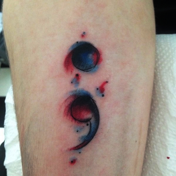 Tatuagens de ponto e virgula Tatuagens de ponto e virgula
