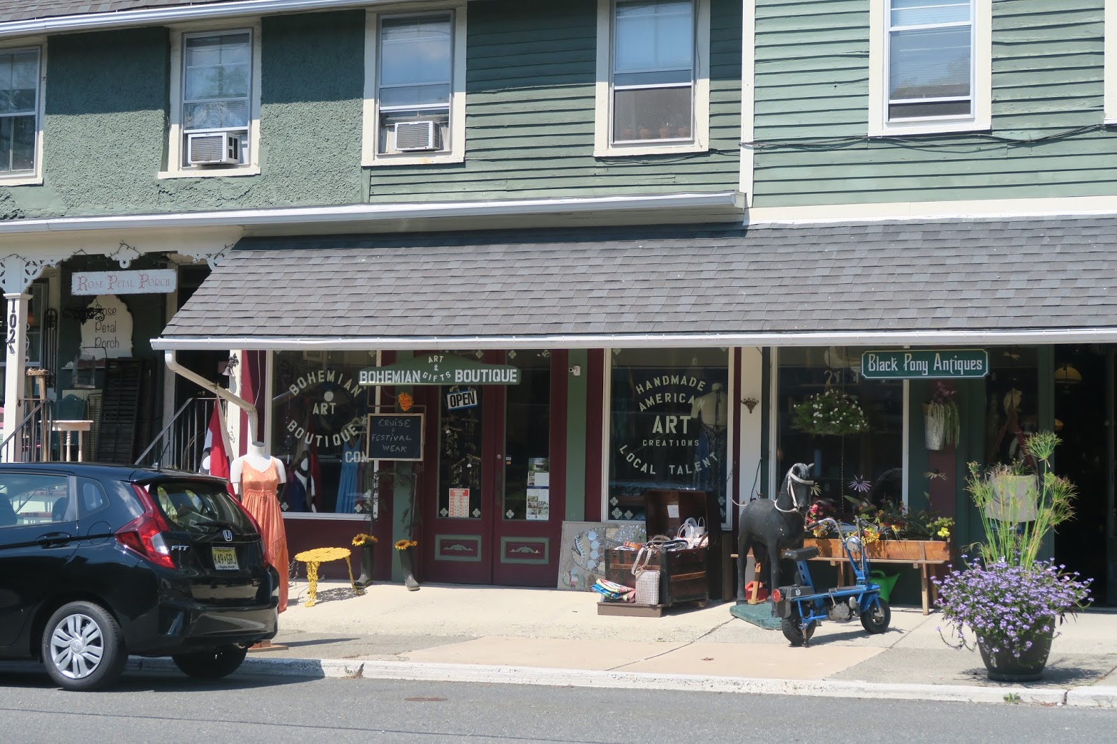 Antique Shopping at Lafayette Madison Taylor