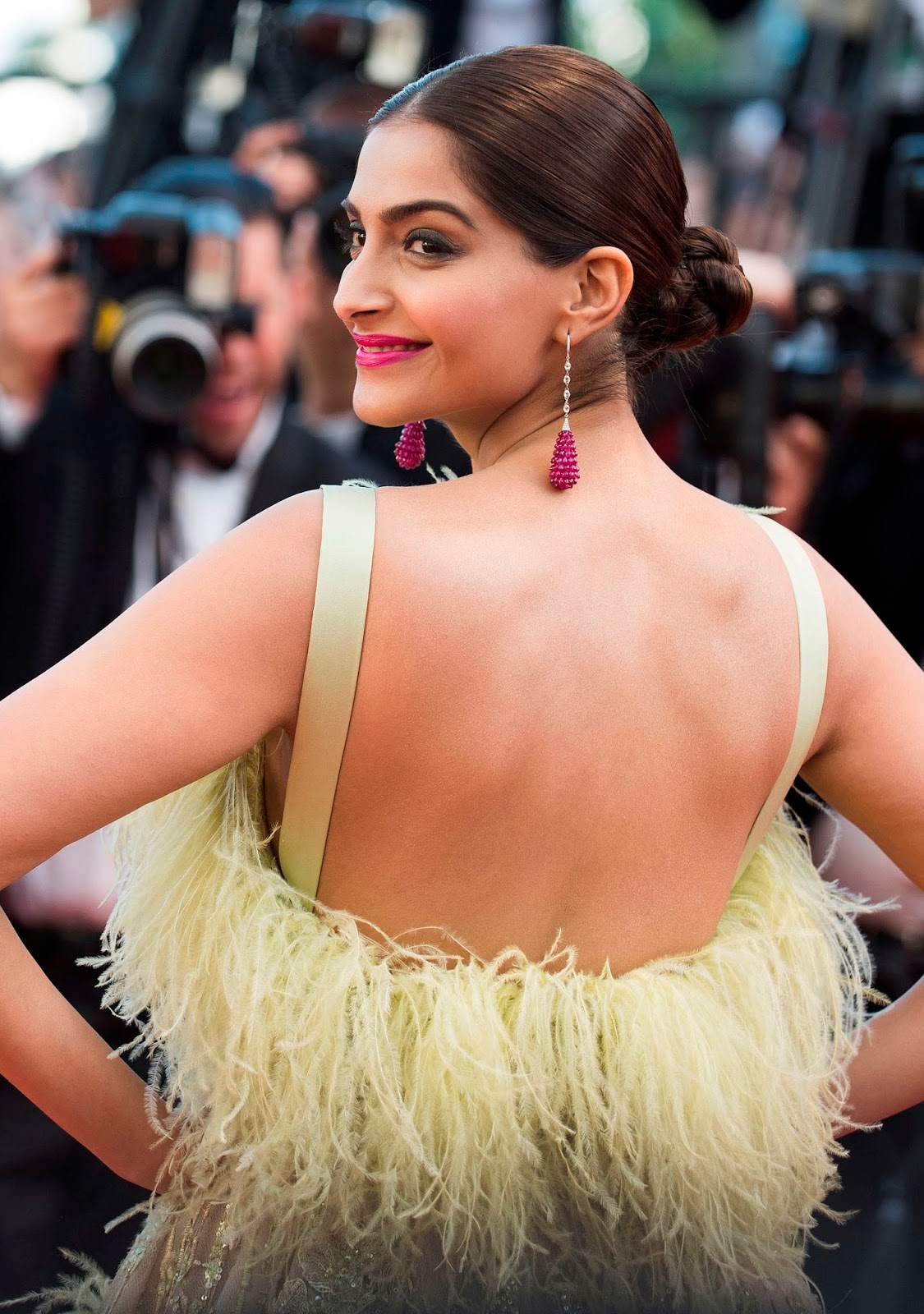Sonam Kapoor Kick Ass Look At The Inside Out Premiere At 68th Annual Cannes Film Festival 2015 