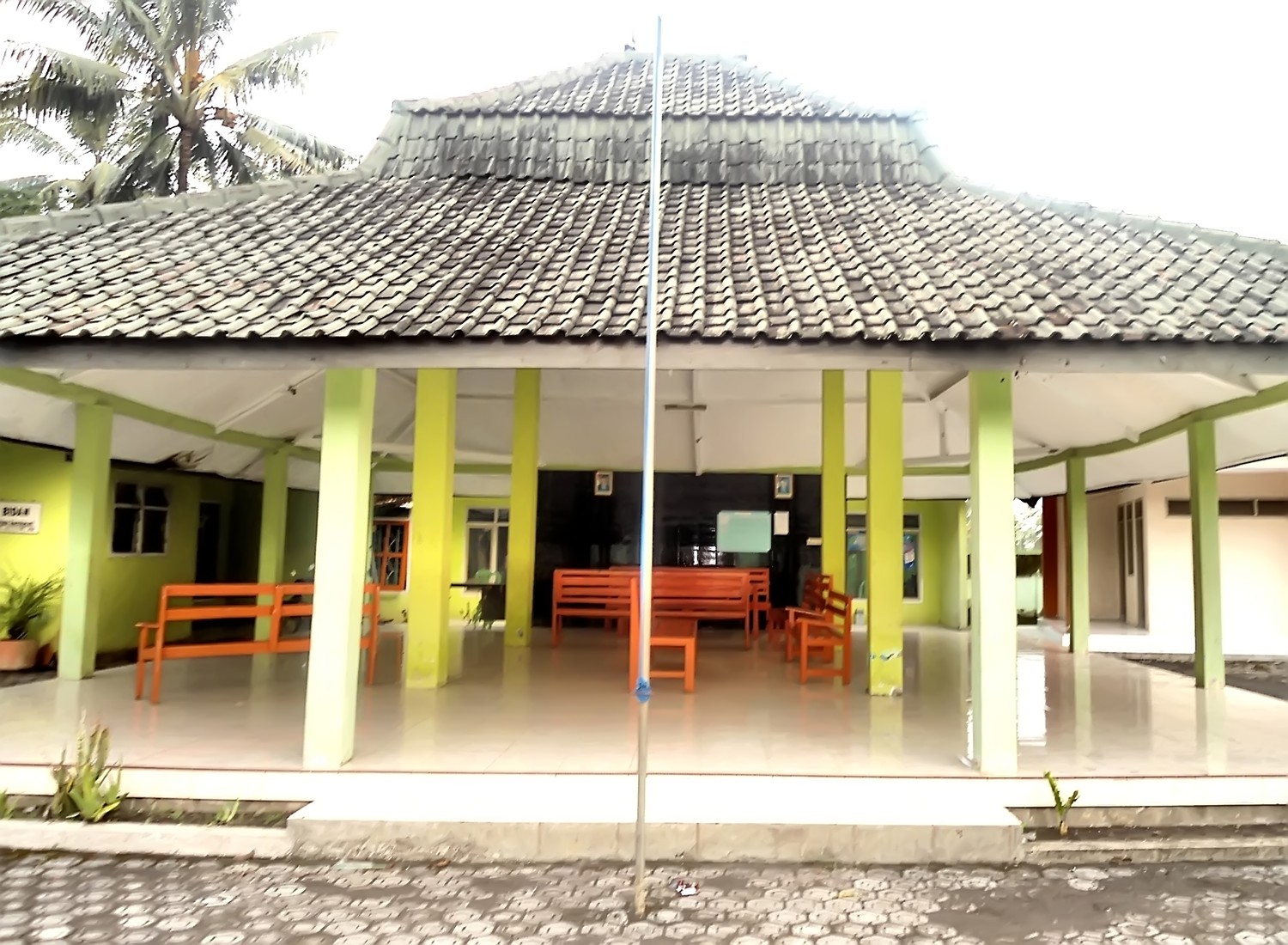FOTO Kantor  Desa  Gedangmas Randuagung Community
