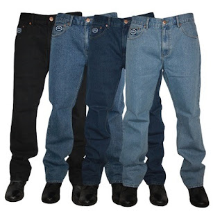 Kulkas menjadikan celana jeans seperti baru Kulkas menjadikan celana jeans seperti baru