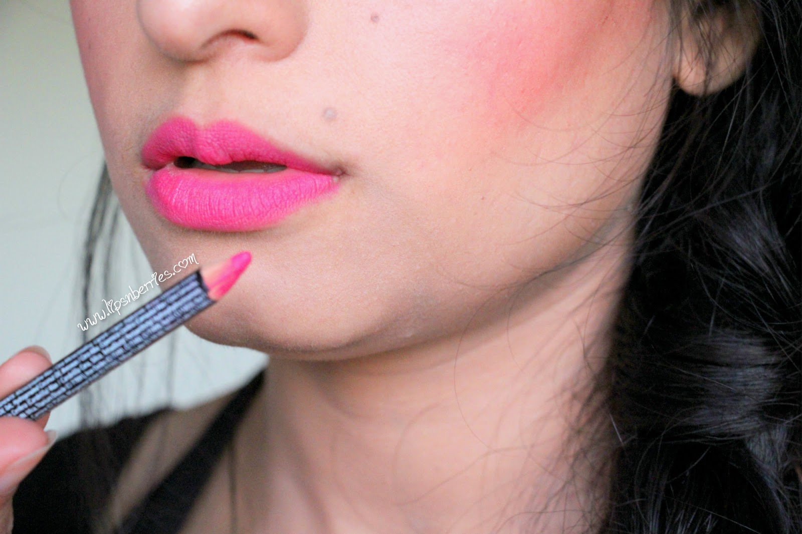 NYX Lipliners Review Natural, Coral, Pinky! LIPS n BERRIES