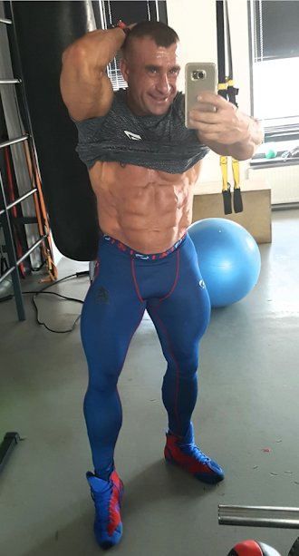 world bodybuilders pictures: polandese muscles man Sebastian Szmyt