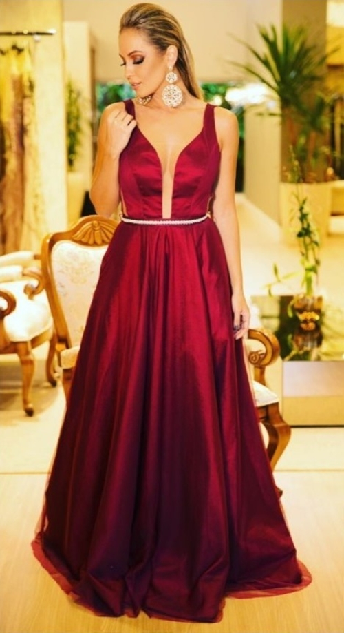 vestidos longos da cor marsala