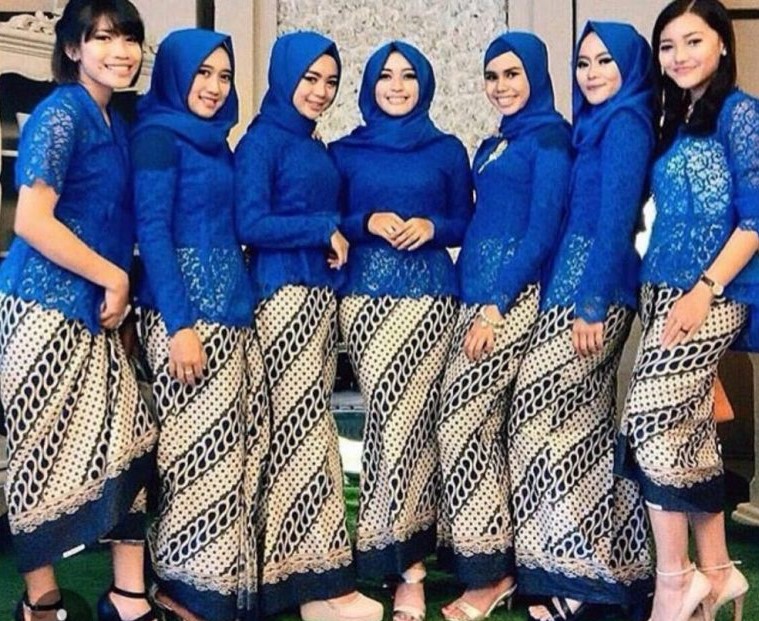 10+ Model Kebaya Kutu Baru Untuk Orang Gemuk Terlihat Langsing