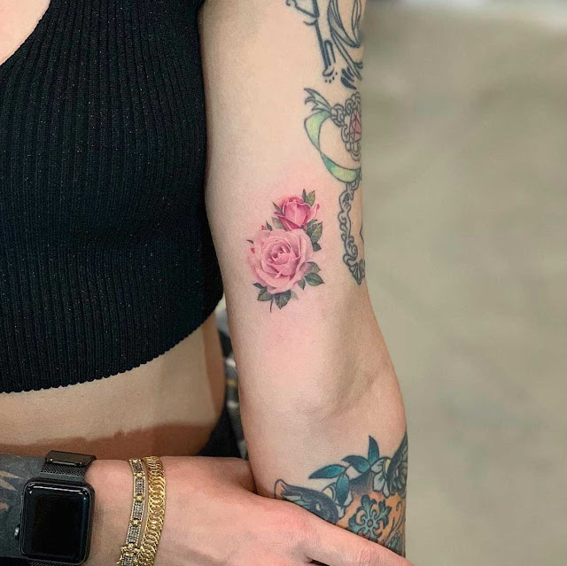 Tatuagens femininas de flores Tatuagens femininas de flores