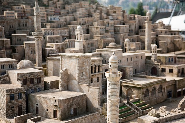 Laibun.blogspot.com: Miniatur Kota