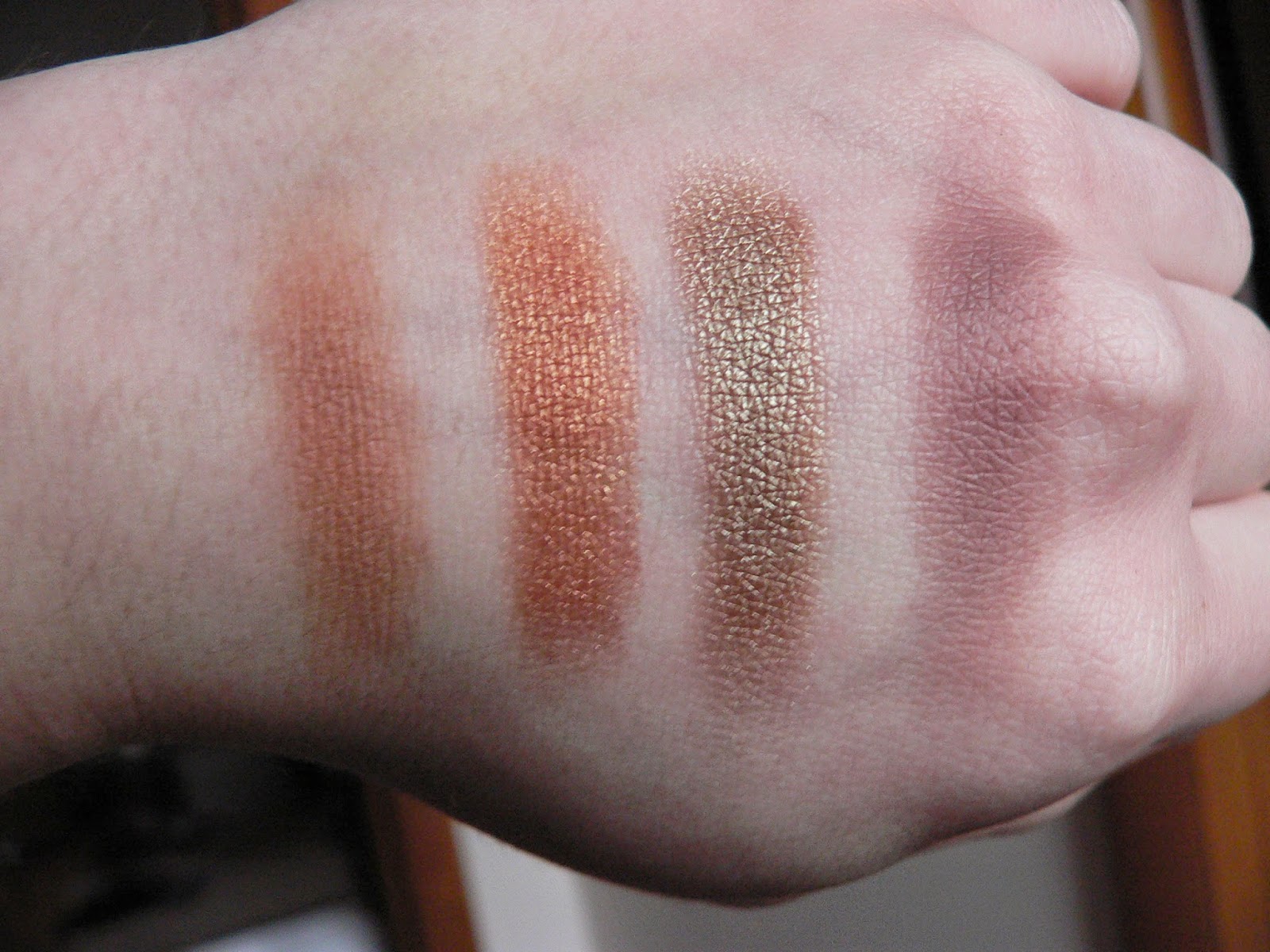 MAC Eye Shadow Swatches: (Left to Right) "Bamboo", "Amber Lights", "Sumptuous Olive", "Quarry"