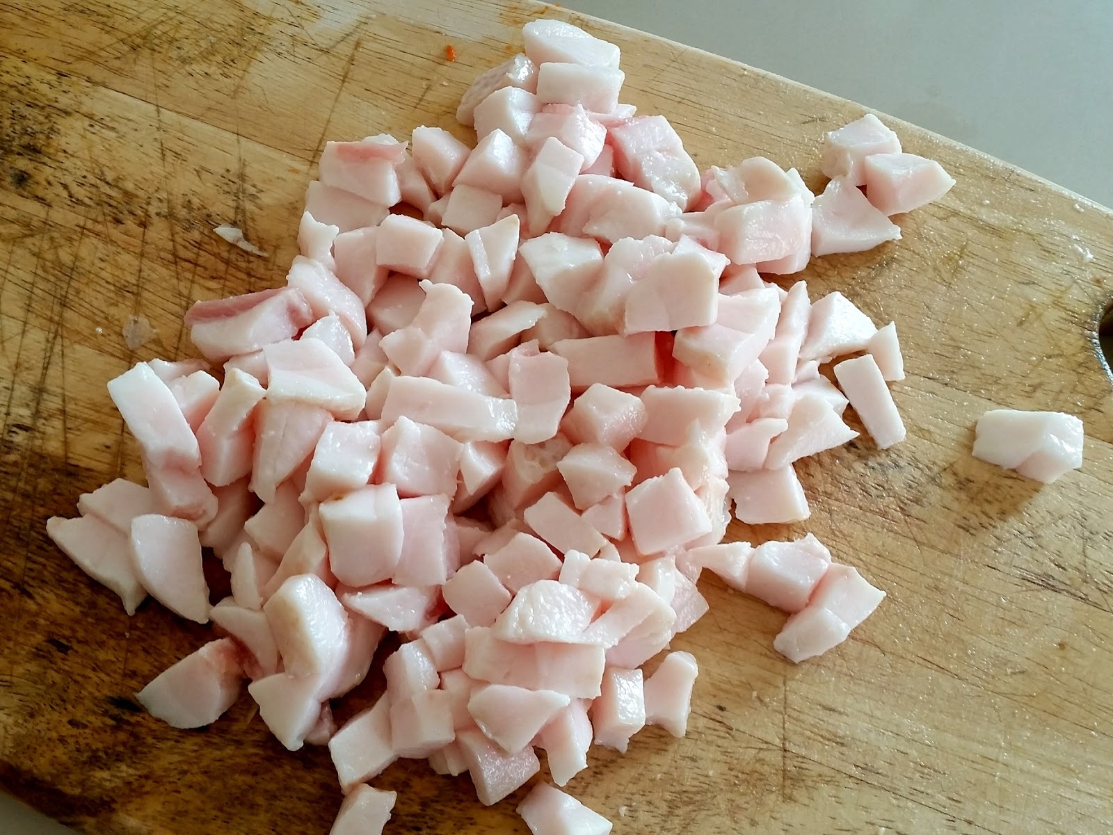 The Informal Chef How to make Crispy Pork Lard and Pork Oil 猪油渣