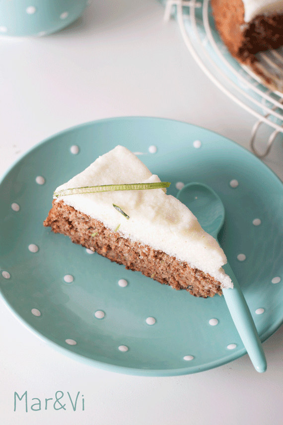 tarta casera de calabacín y lima