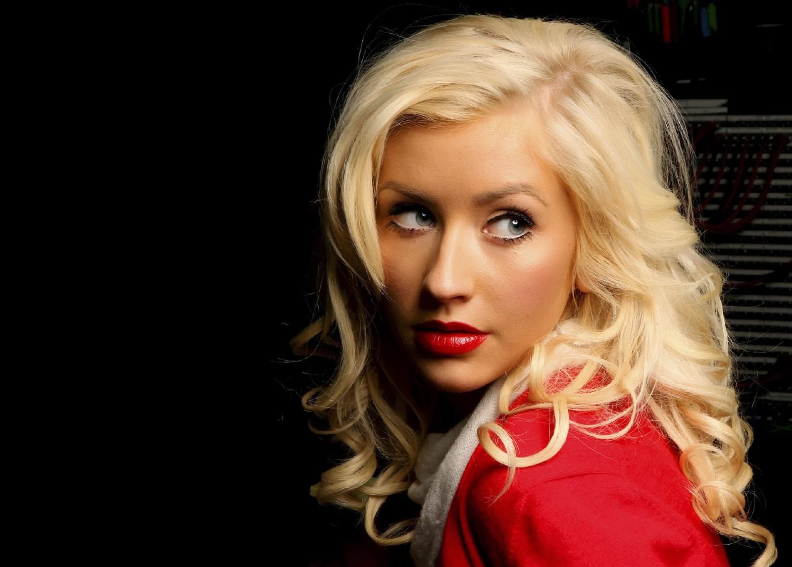 Christina Aguilera Latest Beautiful HD Wallpapers | Global Celebrities Blog