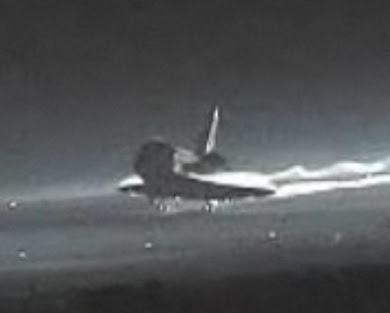 Shuttle Atlantis Landing for Final Time 7-21-11