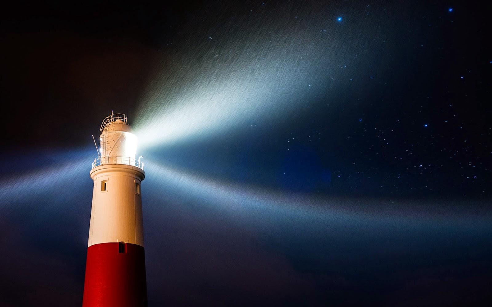 Vuurtoren met lichten aan in donker All HD Wallpaper 2014
