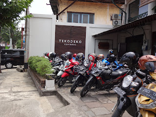 Halaman Depan Tekodeko Koffiehuis Halaman Depan Tekodeko Koffiehuis