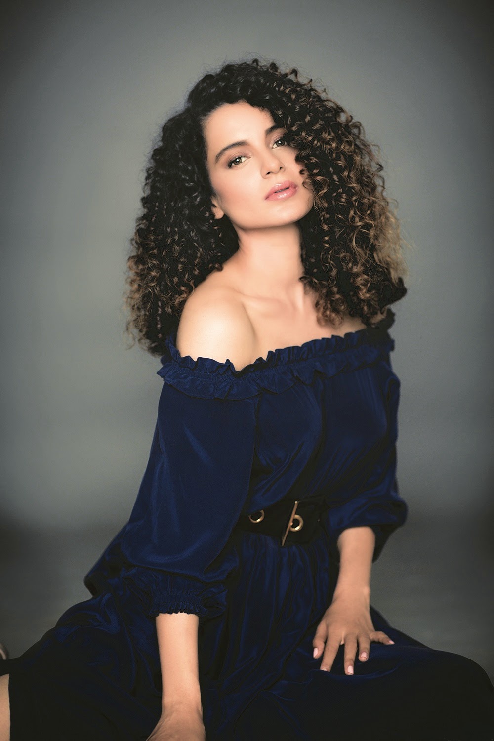High Quality Bollywood Celebrity Pictures: Kangna Ranaut 