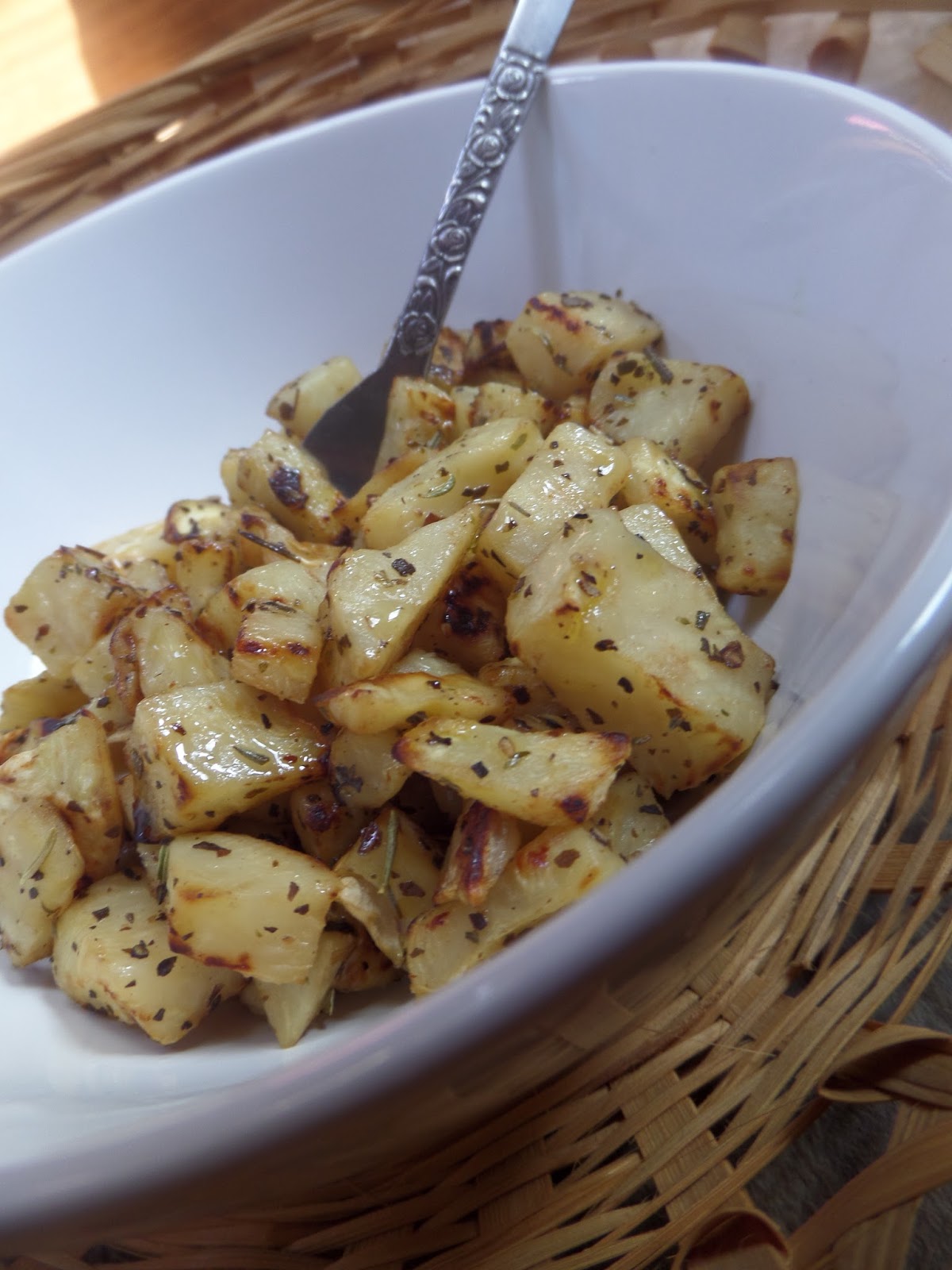 Sauté celeriac with olive oil and mixed herbs // Céleri sauté à l'huile d'olive et aux herbes de