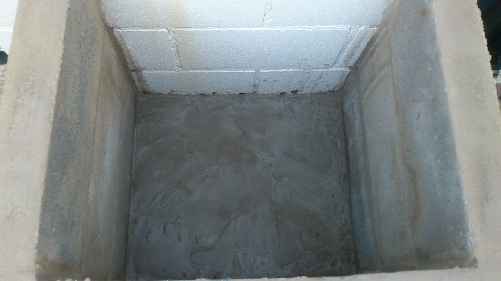 La terraza de Gerión: El patio delantero