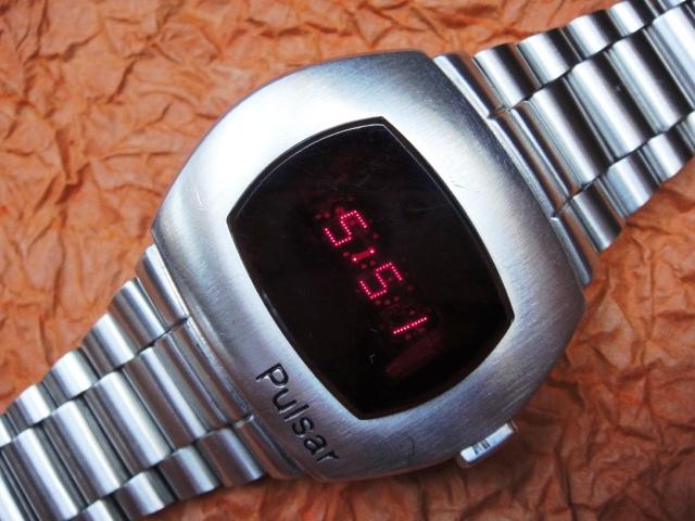 pulsar p2 led watch