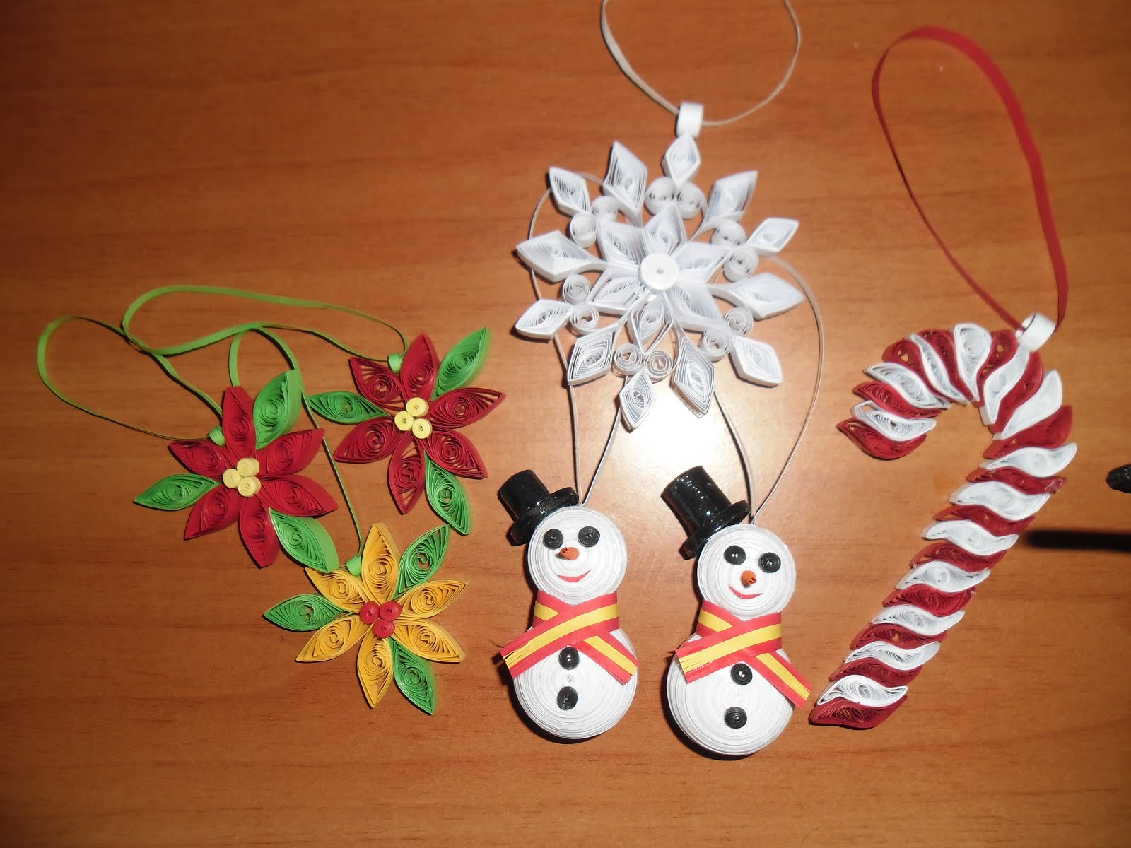 quilling my passion Christmas ornaments