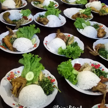 Daging Ayam dalam Makanan Indonesia