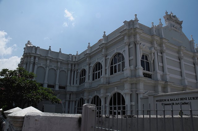 Interesting Places In Malaysia: Penang Museum and Art Gallery