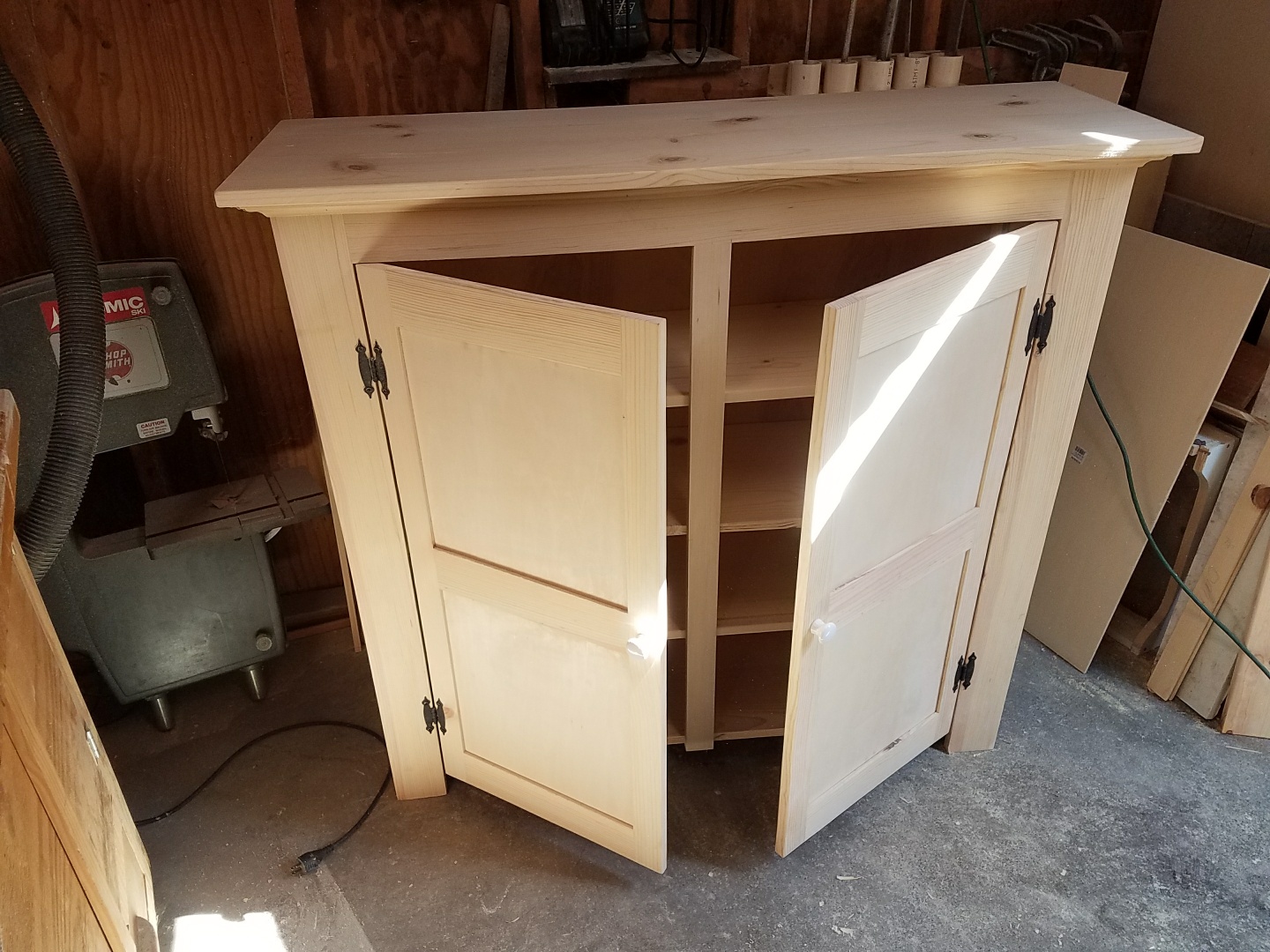 Bumpa's Wood Creations Pie Safe Storage