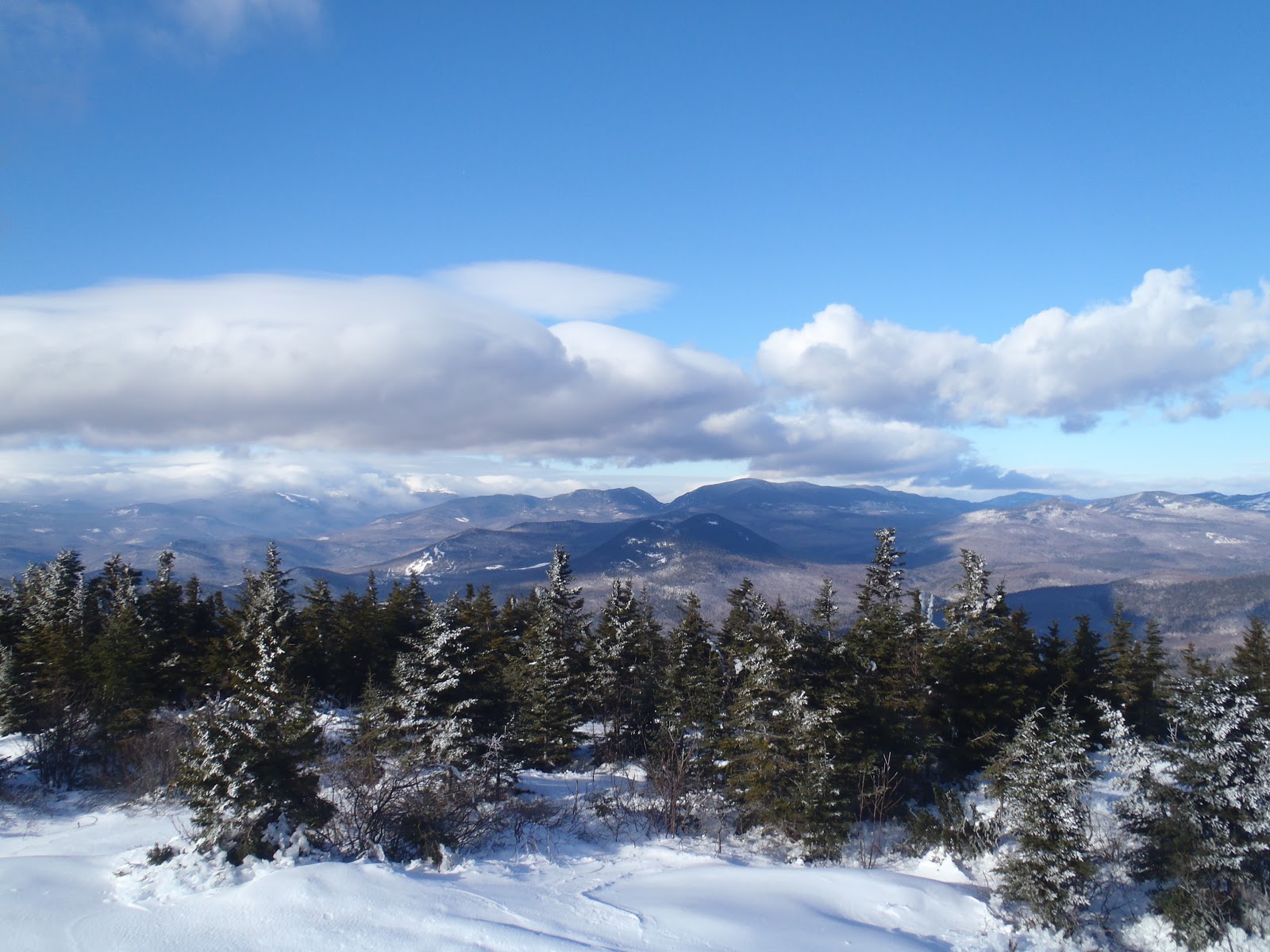 The Pursuit of Life Winter Hiking on Mt Kearsarge (North Conway), New