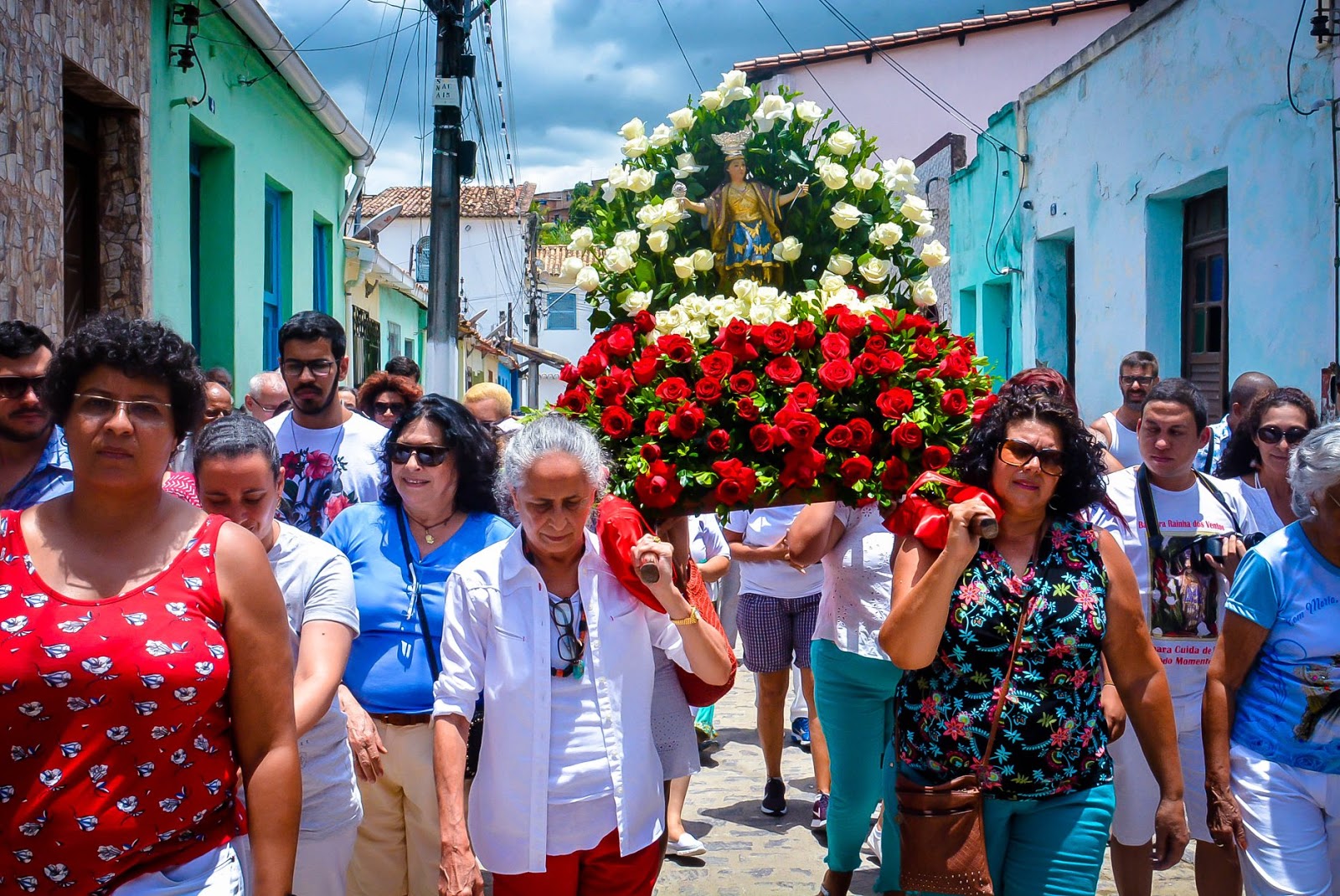 Dinorah Oliveira Andor de Santa Bárbara procissão