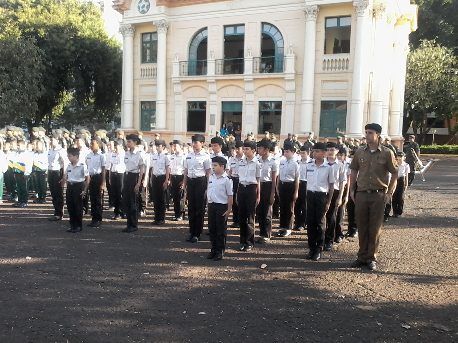 Colégio Tiradentes da Polícia Militar de Minas Gerais -Uberlândia ...