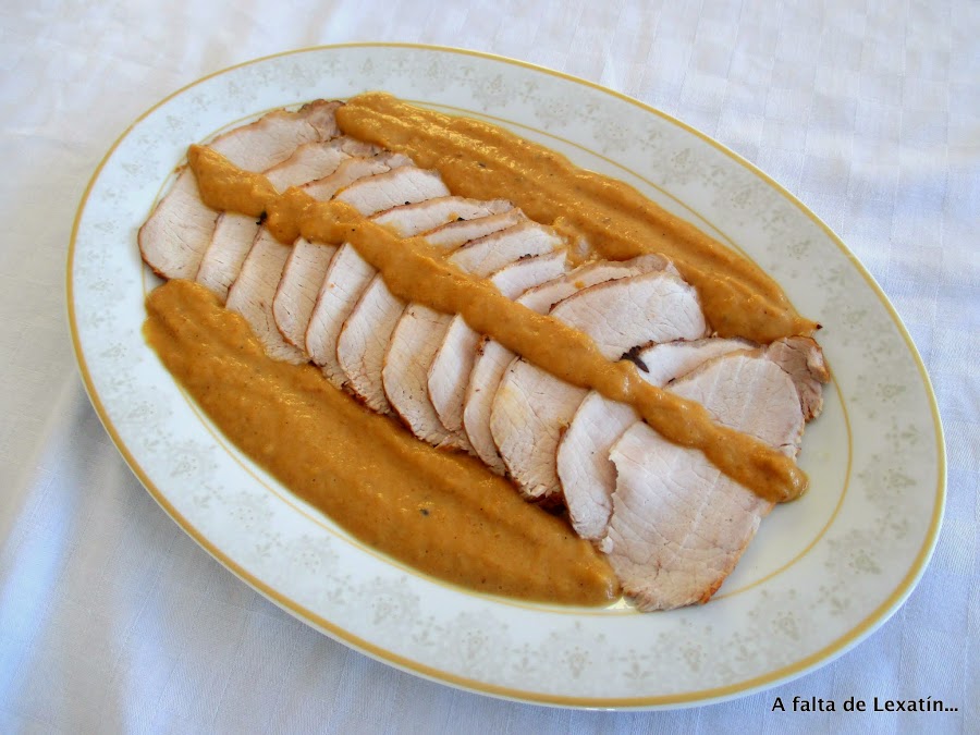 Lomo de cerdo con salsa de manzana y naranja