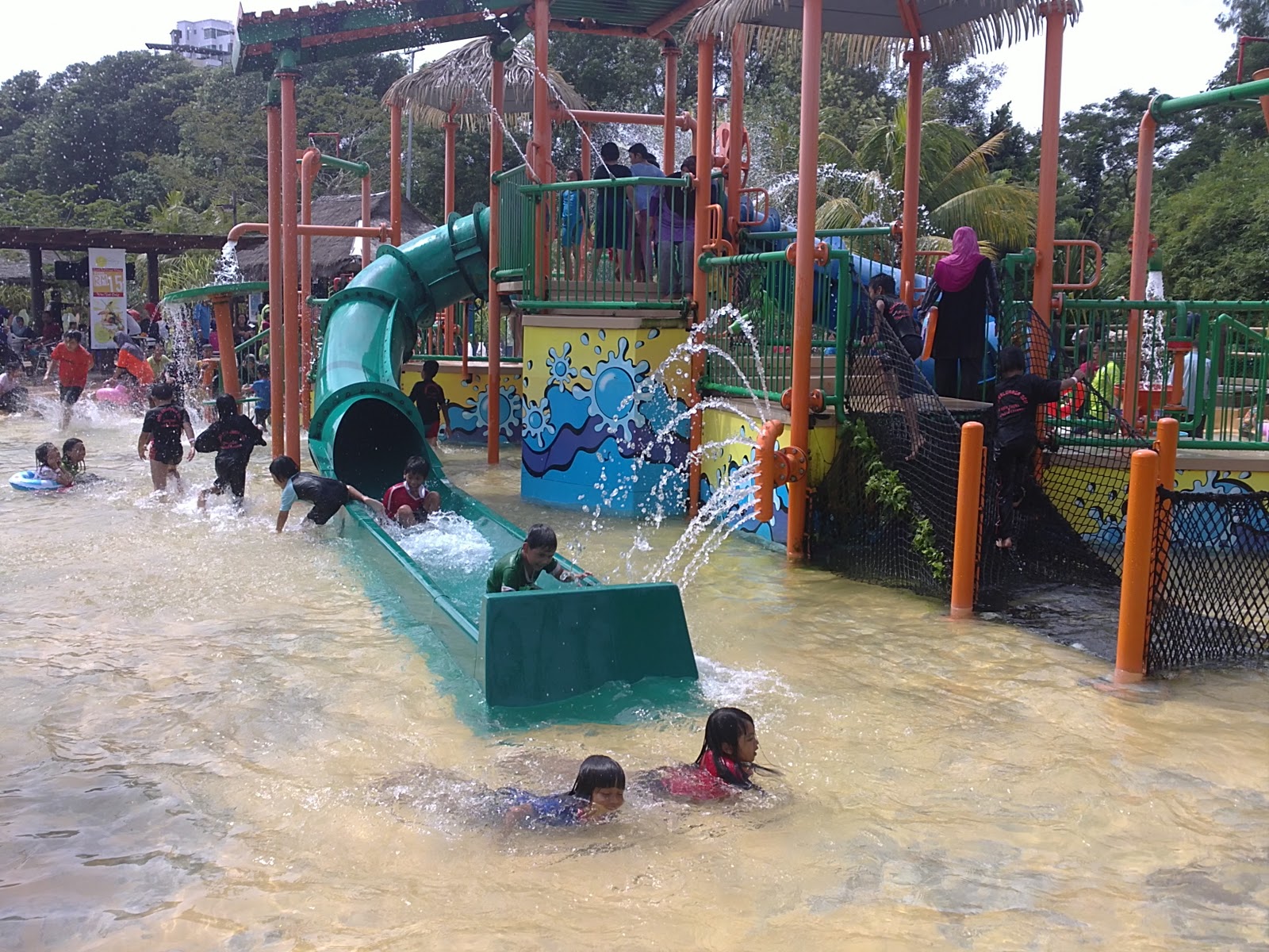 ALAZAQ (ALif AZim AQil): The Carnival Water Theme Park @ Sg. Petani