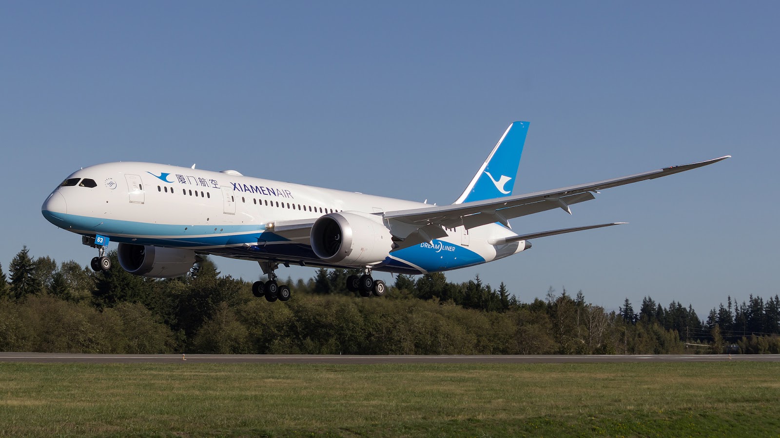 B-2763 B787-8 Xiamen Air Ferried to Everett from Charleston