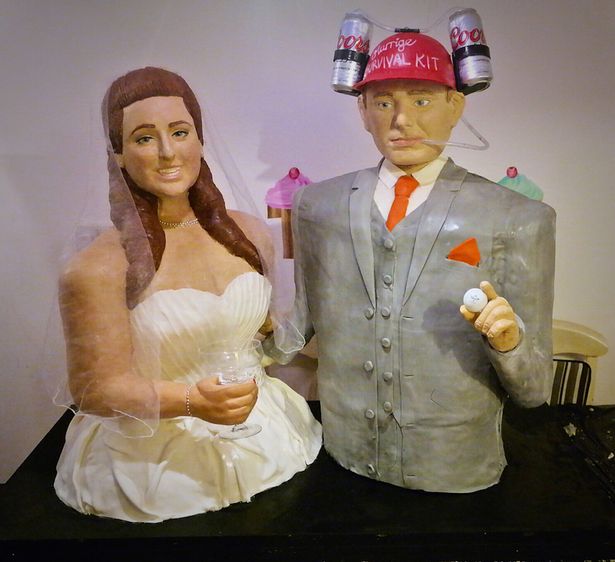 cake that look like couple wedding day