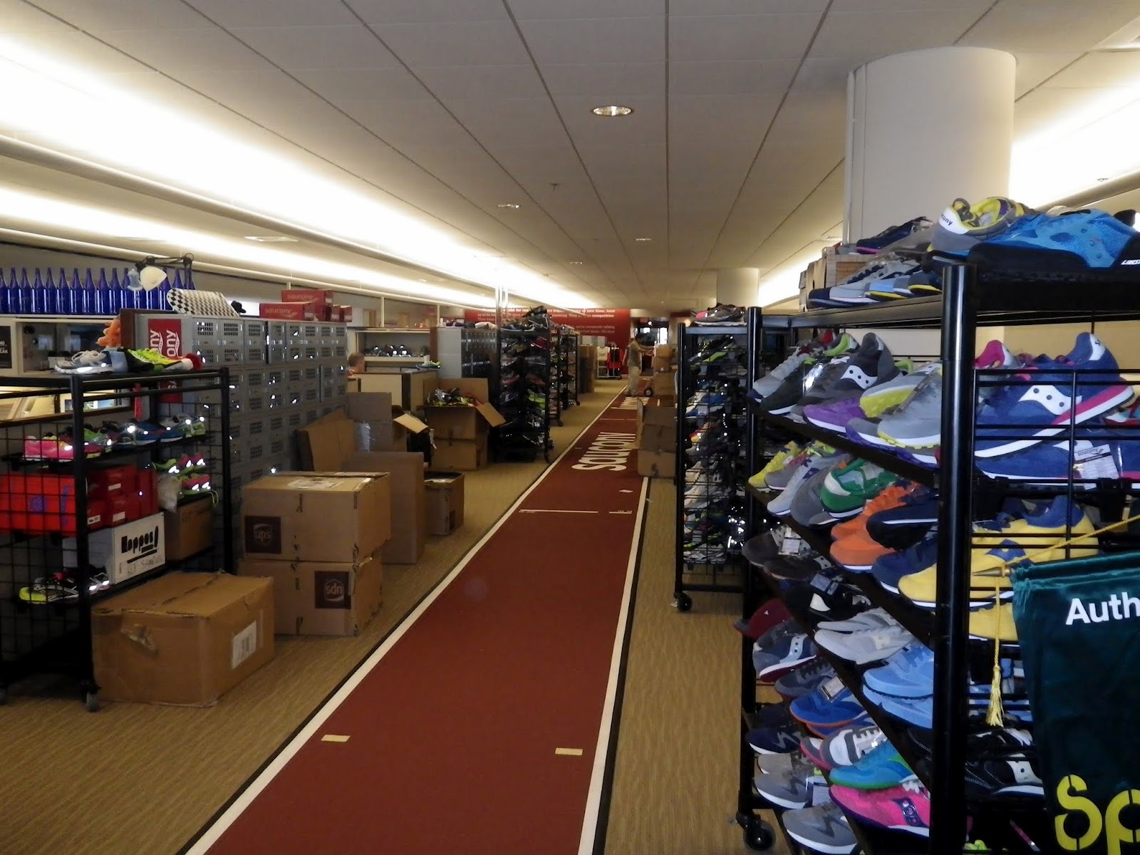 saucony outlet in massachusetts