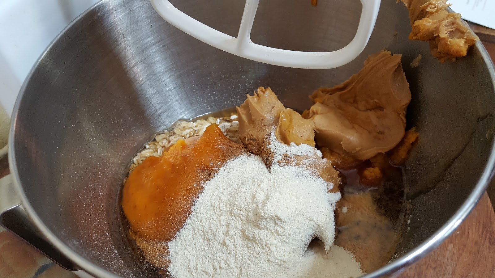 My Patchwork Quilt PUMPKIN PEANUT BUTTER OATS PROTEIN BALLS