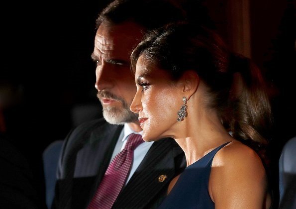 Queen Letizia Carolina Herrera top and skirt at Princess of Asturias Awards concert. white gold diamond earring