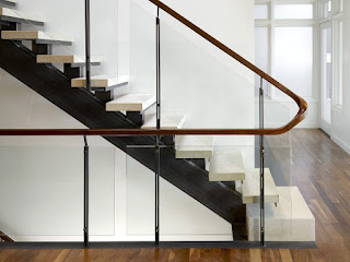 railing tangga kaca minimalis