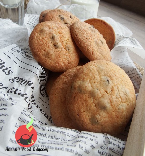 Classic Vanilla Chocolate Chip Cookies