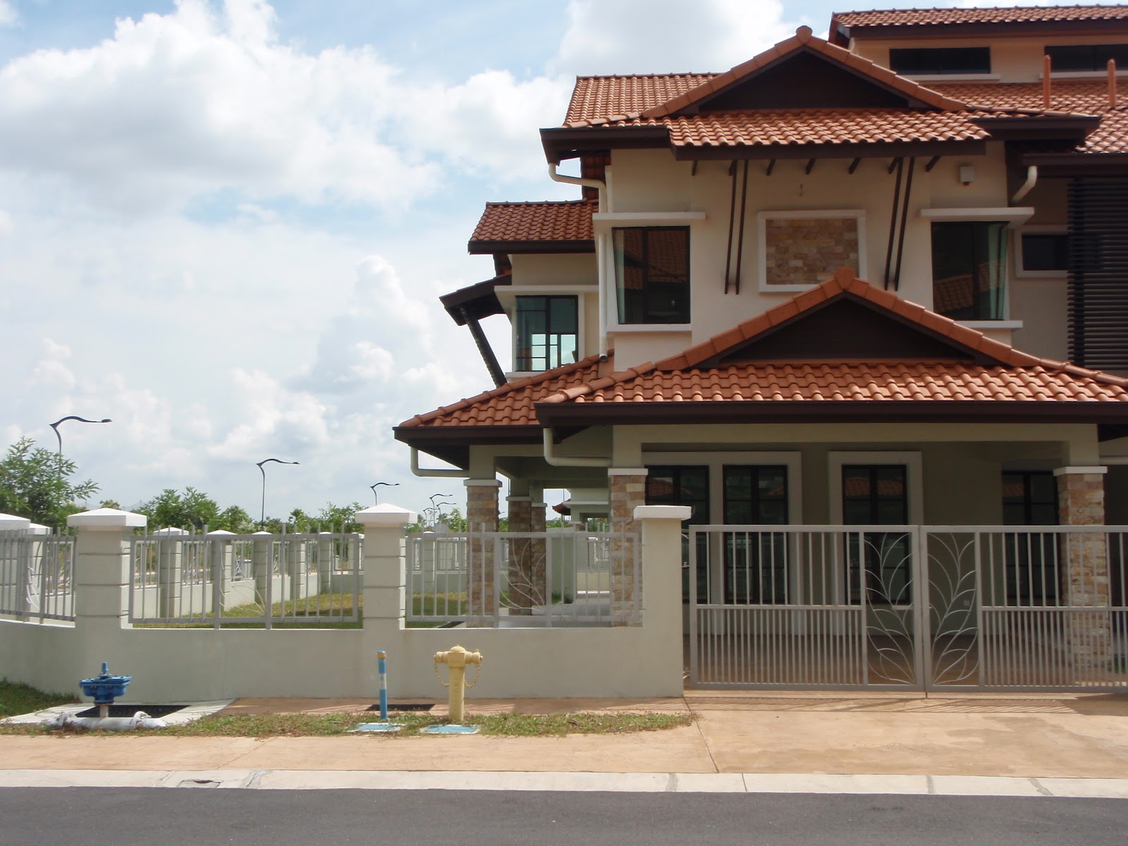 TO PROPERTY AUCTION & SALES 2 STOREY LINK HOUSE ALAM IMPIAN