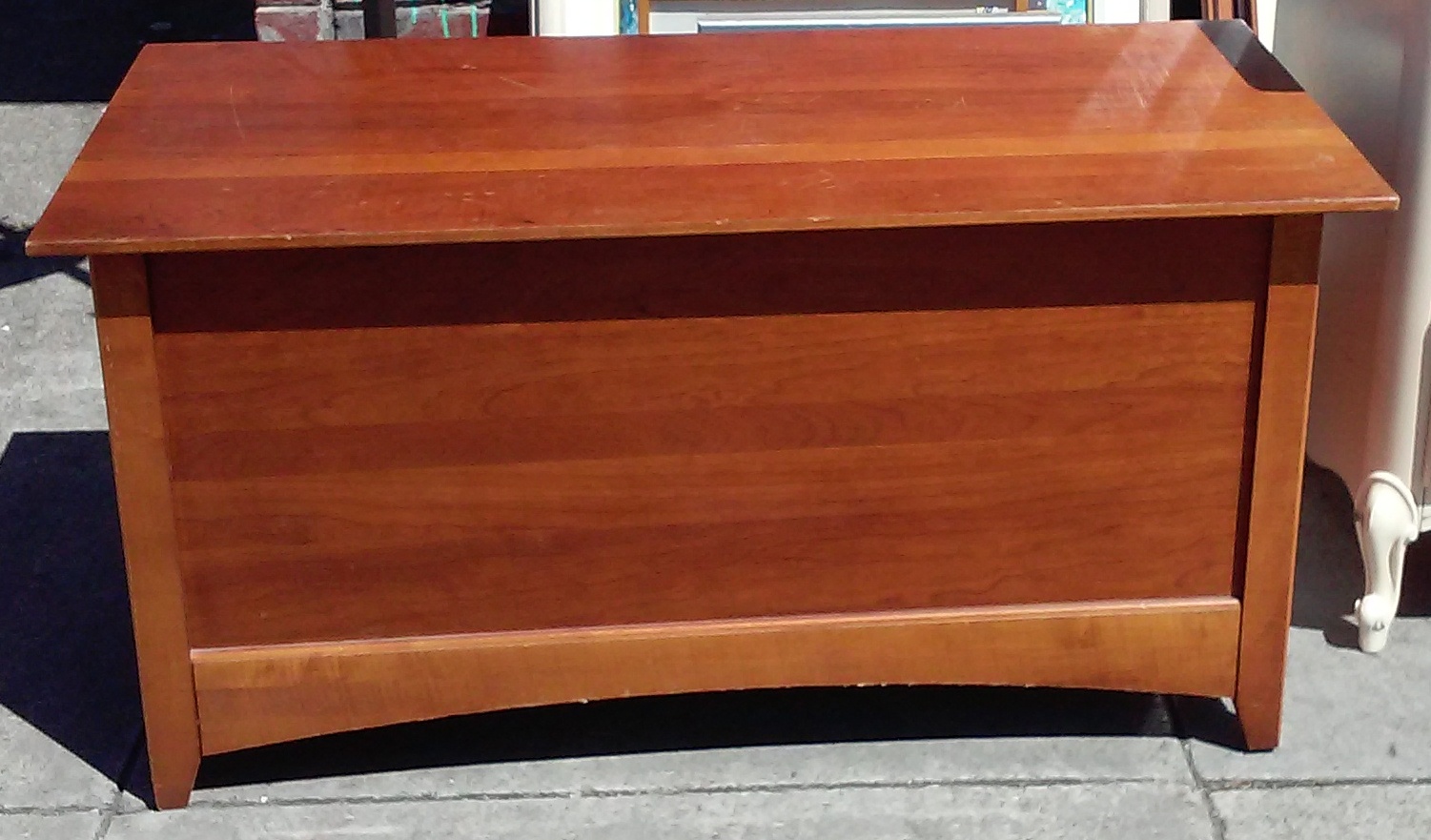 UHURU FURNITURE & COLLECTIBLES SOLD 3 1/2' Wide Cherry Cedar Chest 75