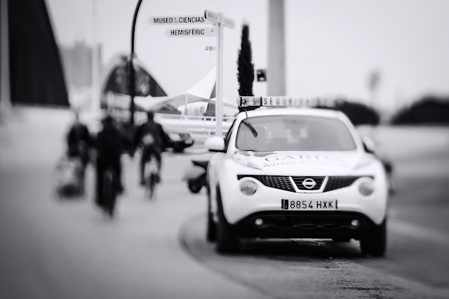 Street photography image of Valencia with the Fujifilm XT1 by Willie Kers