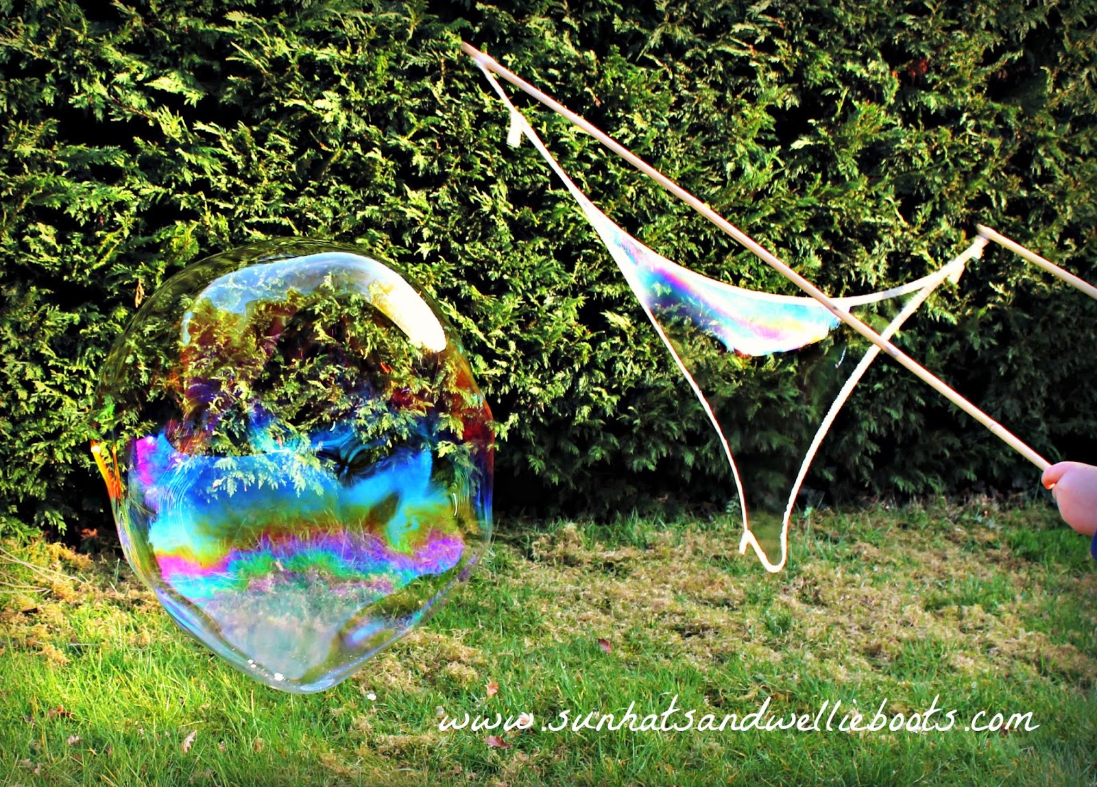 Sun Hats & Wellie Boots How to make Giant Bubbles with a Homemade