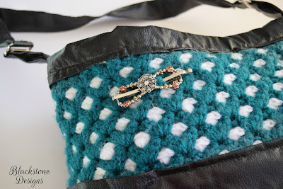 https://www.etsy.com/listing/559137594/leather-and-lattice-handbag-pdf-crochet?ref=shop_home_active_32